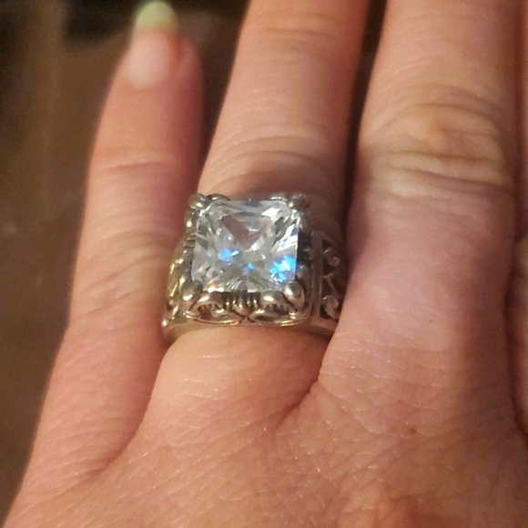 Silpada Sterling Silver Cubic Zirconia Uptown Ring